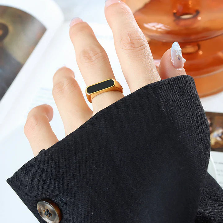 Brendina Auronyxa Ring | Gold 18k