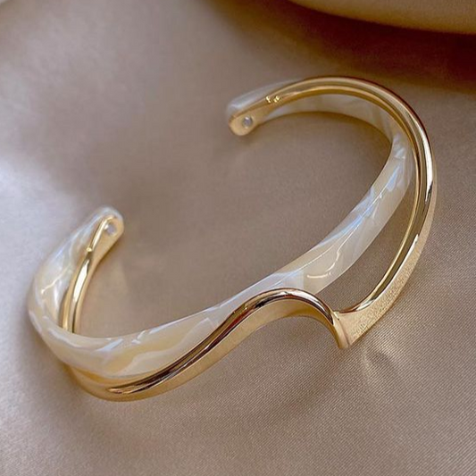 Gold Bracelet with Elegant White Opal