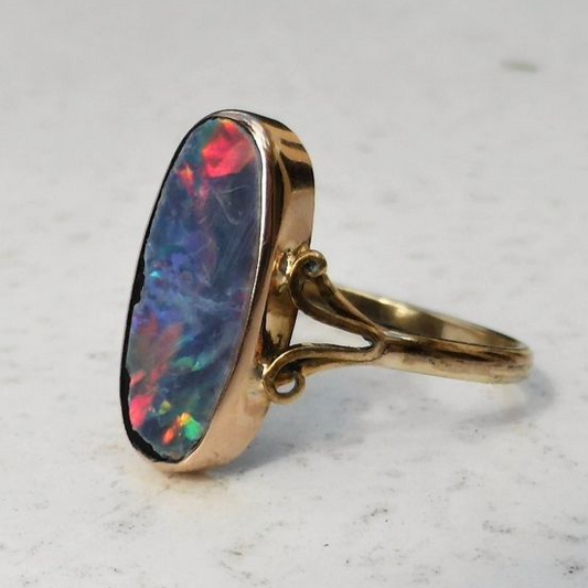 Vintage Ring with Colored Opal