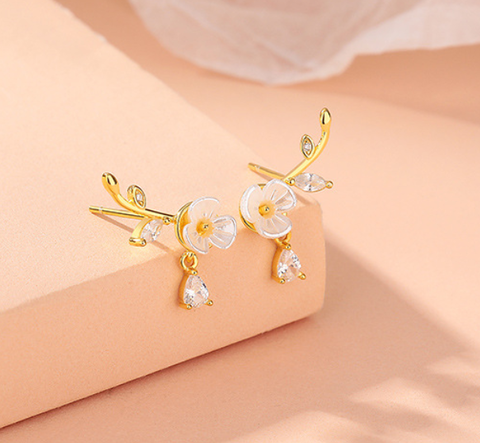 Crystal White Blossom Earrings